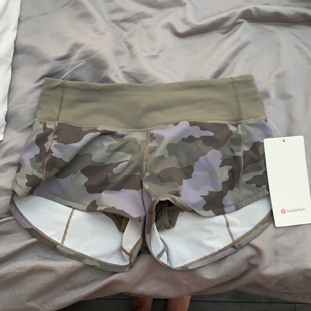 camo lululemon short!!